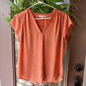 Fun 2 Fun Women’s Short Sleeve Blouse